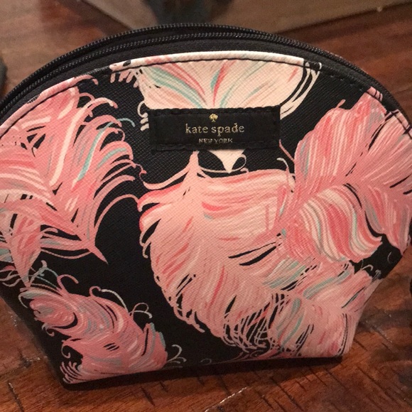 kate spade Handbags - Kate spade zipper pouch organizer